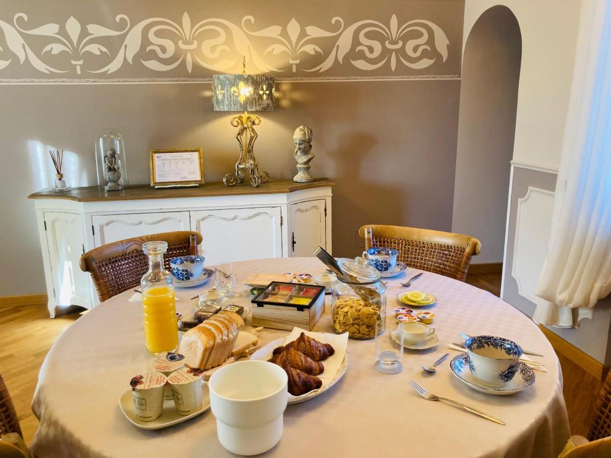 Manzoni37 Bed and Breakfast Novi Ligure Buitenkant foto