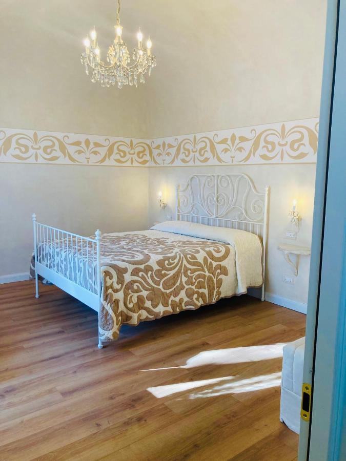 Manzoni37 Bed and Breakfast Novi Ligure Buitenkant foto