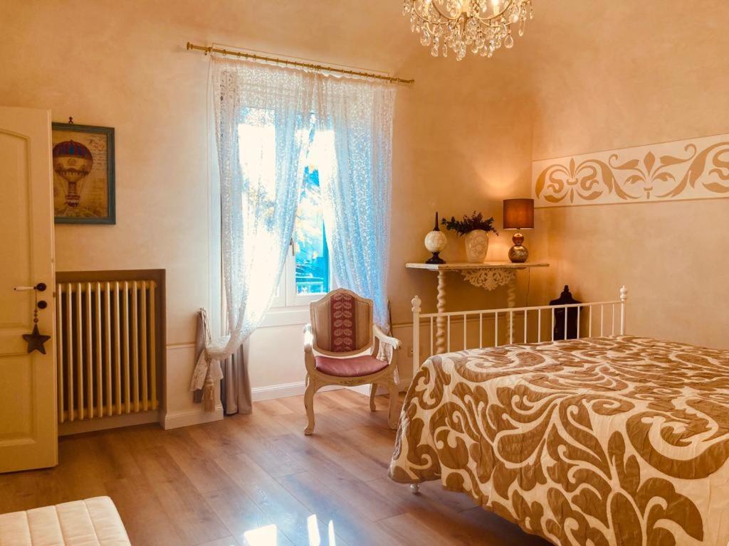 Manzoni37 Bed and Breakfast Novi Ligure Buitenkant foto